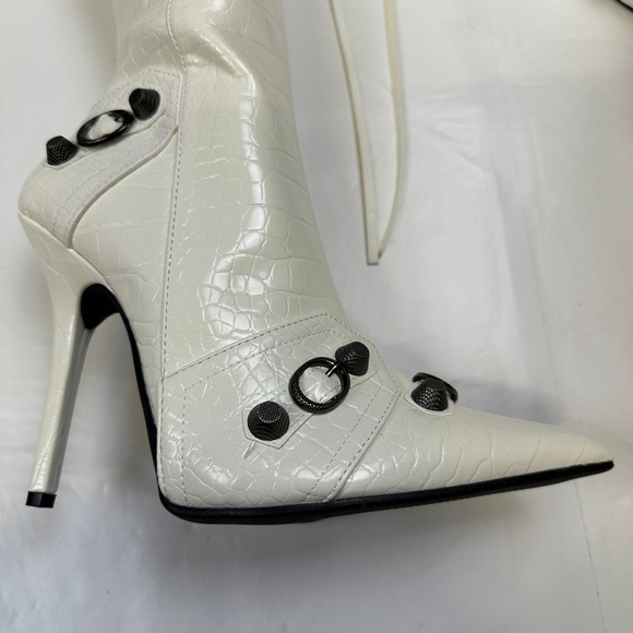 Fashion Nova Knee High Boots Croc Embossed White Stiletto Size 6 - Picture 2 of 13